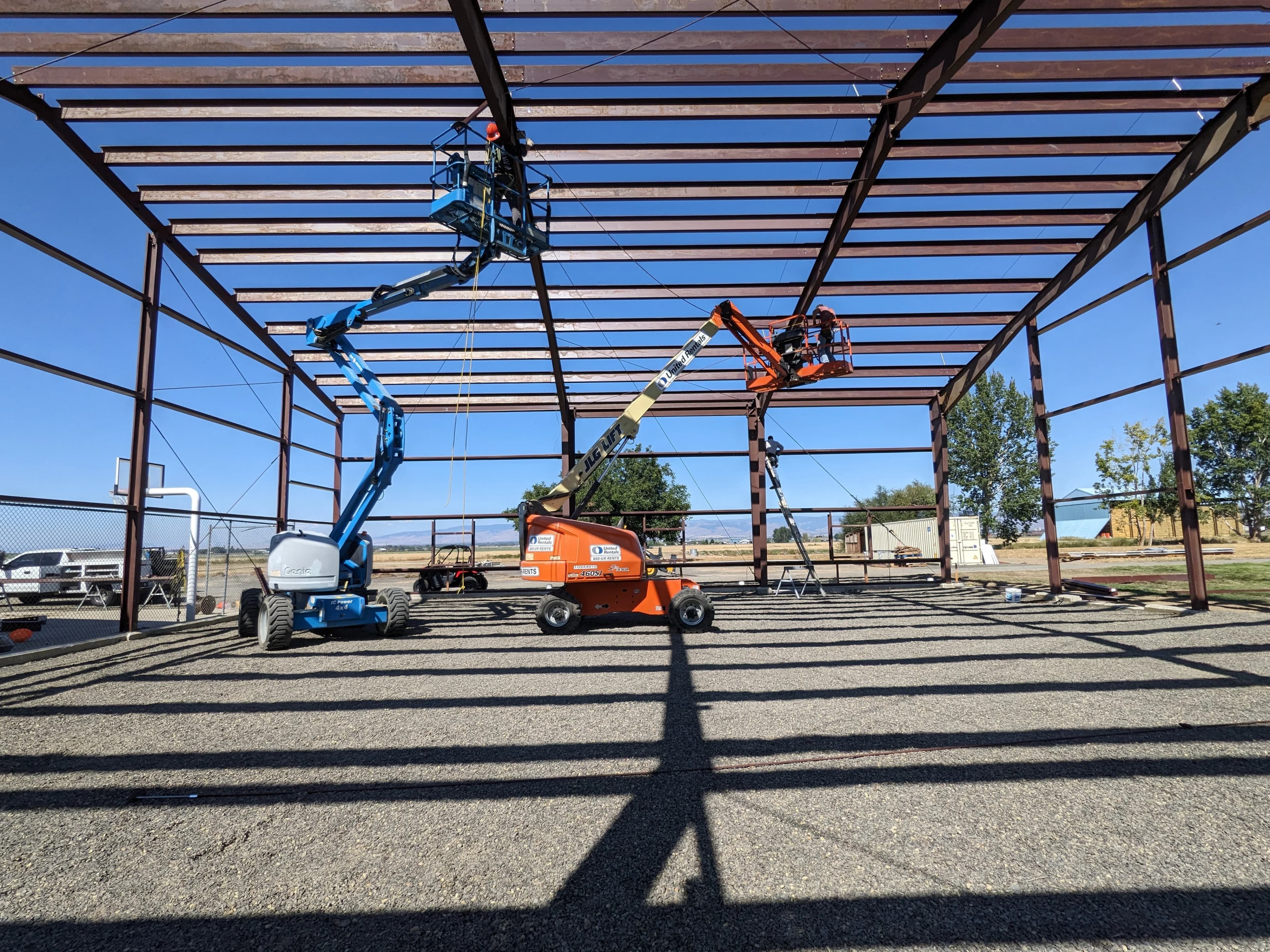 PEMB school building erection photo
